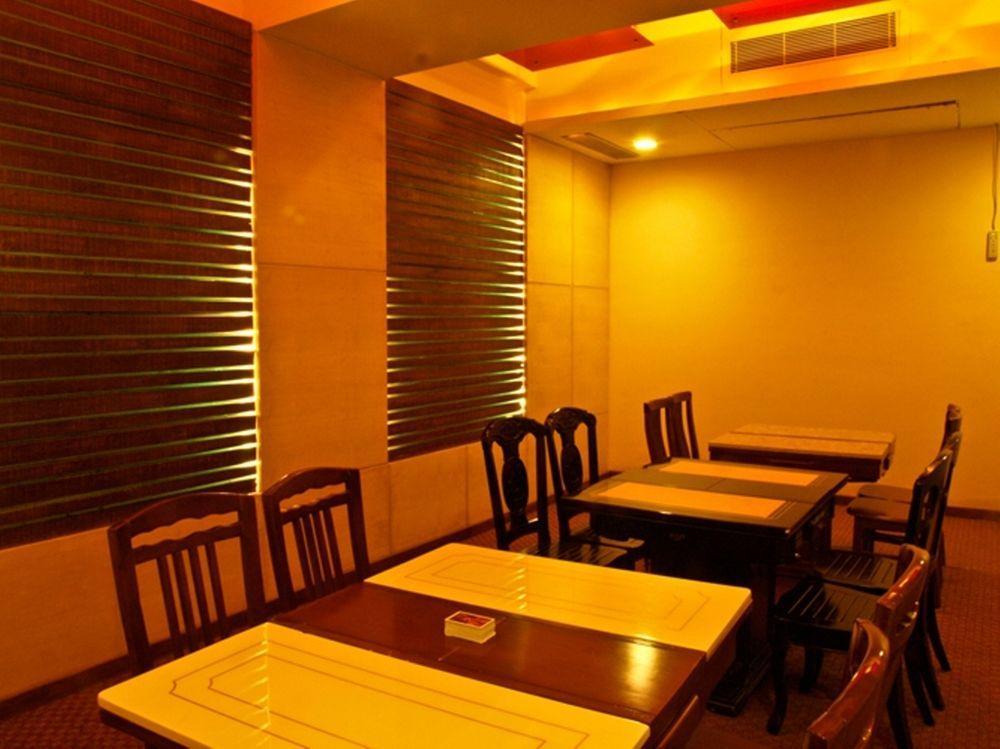Cambay Sapphire, Gandhinagar Hotel Restoran foto