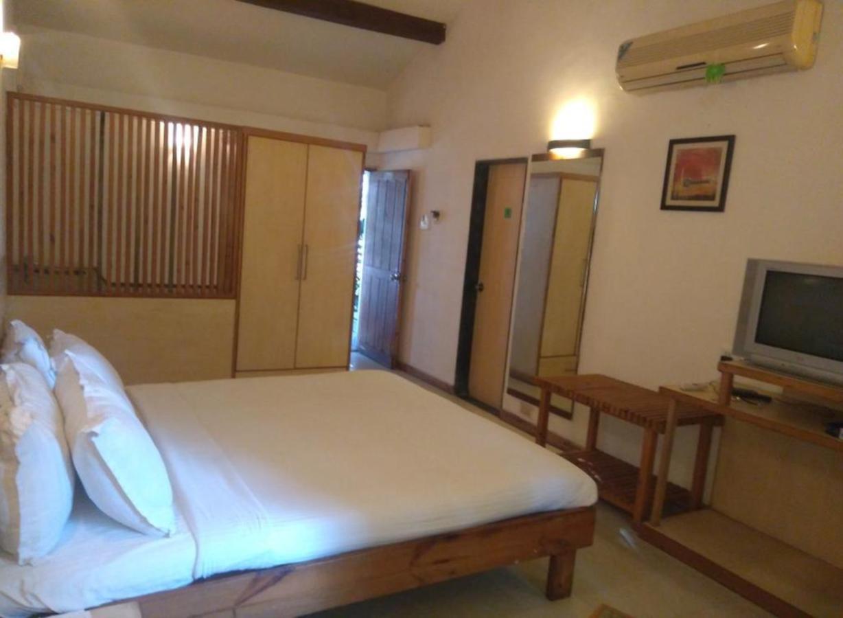 Cambay Sapphire, Gandhinagar Hotel Bagian luar foto